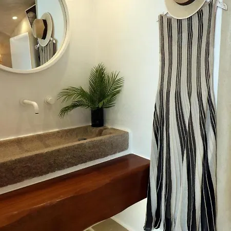 Narcissus Luxury * Naxos City