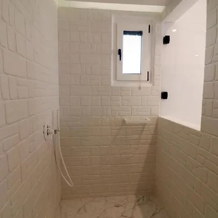 Narcissus Luxury Appartement *